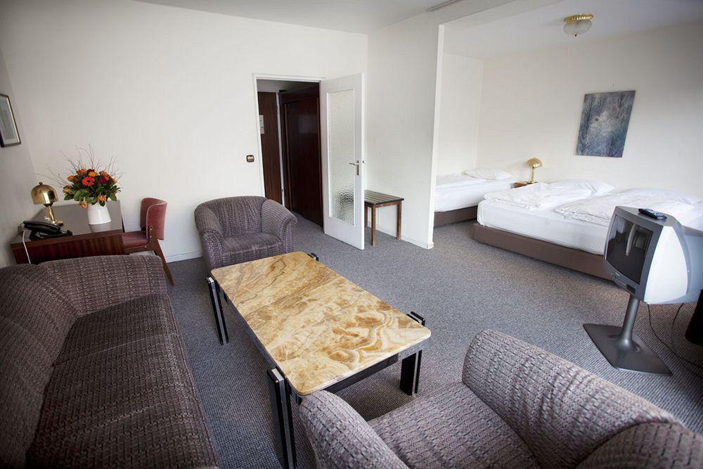 Quentin Berlin Hotel am Kurfürstendamm Zimmer foto